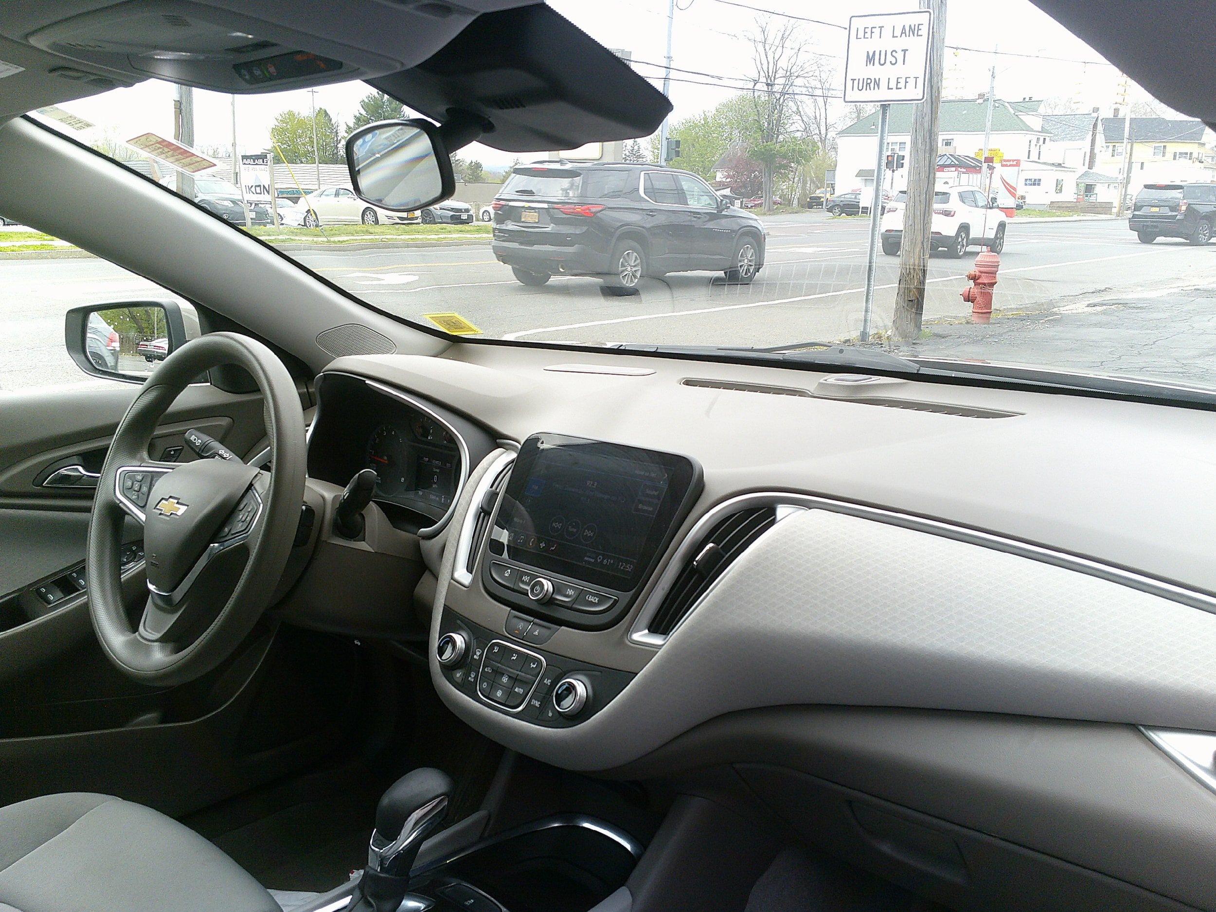 Used 2023 Chevrolet Malibu LT FWD image 22
