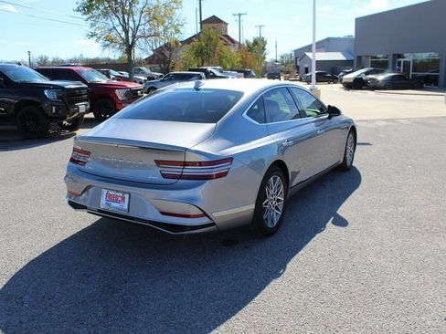 Used 2025 Genesis G80 2.5T image 9