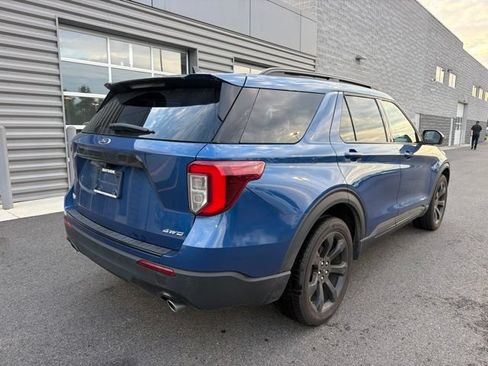 Used 2023 Ford Explorer ST-Line AWD/4WD image 6