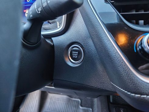 Used 2020 Toyota Corolla XSE image 21