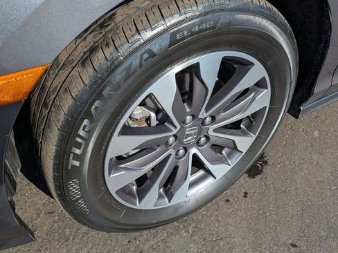 Used 2024 Honda Odyssey EX-L image 21