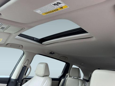Used 2025 Honda Odyssey EX-L image 21