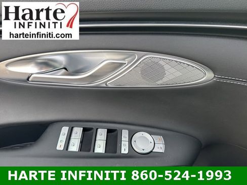 Used 2025 Genesis GV70 2.5T image 13