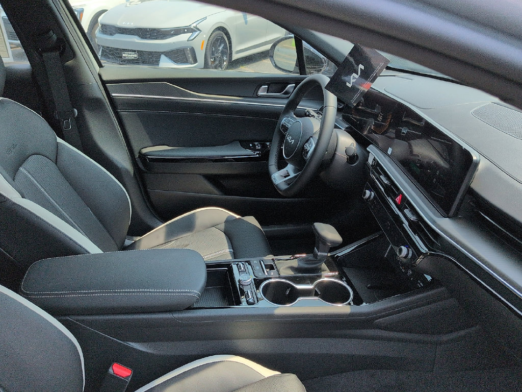 New 2026 Kia K5 GT-Line FWD image 7