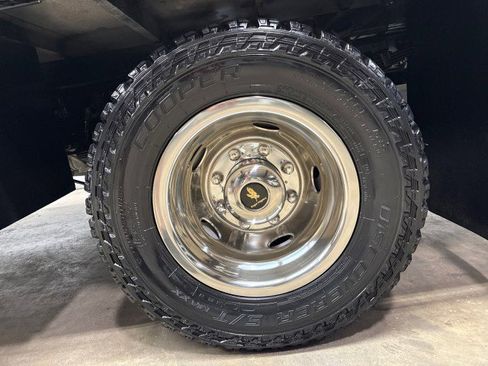 Used 2022 Ford F350 XL w/ Power Equipment Group image 39