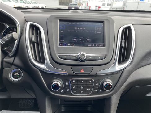 Used 2020 Chevrolet Equinox LT image 23