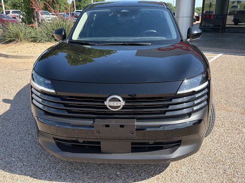 Used 2025 Nissan Kicks SV FWD image 8