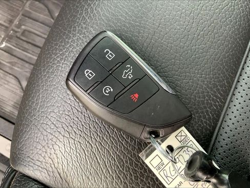 Used 2024 GMC Sierra 1500 Denali w/ Technology Package image 14