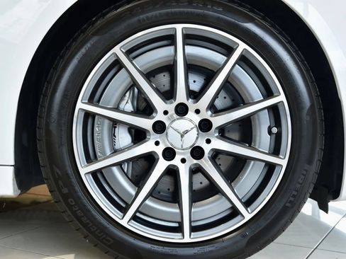 Used 2025 Mercedes-Benz C 43 AMG 4MATIC Sedan image 9