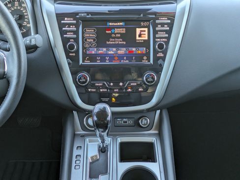 Certified 2024 Nissan Murano SV image 19