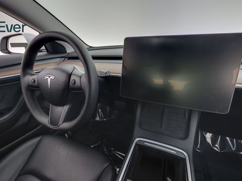Used 2021 Tesla Model 3 Standard Range Plus RWD image 25