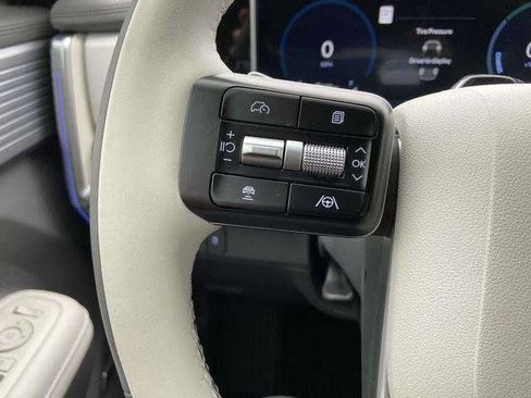 New 2024 Hyundai Santa Fe Calligraphy FWD image 30
