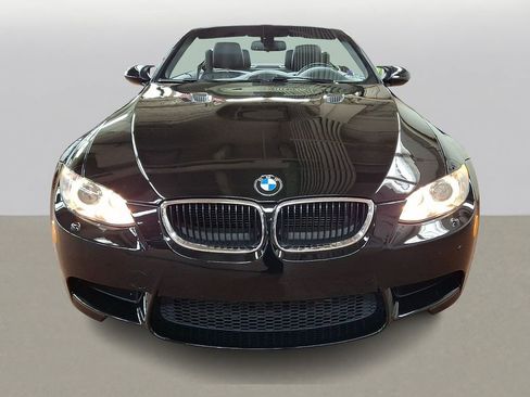 Used 2011 BMW M3 Convertible image 2