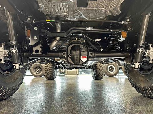 Used 2022 Jeep Wrangler Unlimited Rubicon w/ Xtreme Recon 35" Tire Package image 39