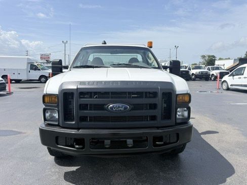 Used 2008 Ford F350 XL RWD image 2