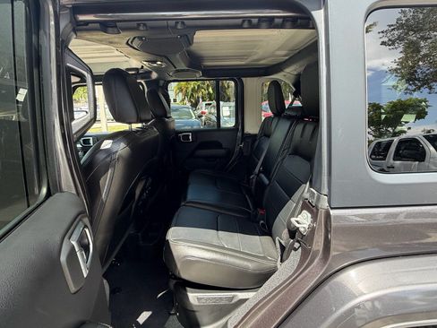 Used 2023 Jeep Wrangler Unlimited Sahara w/ Safety Group AWD/4WD image 11