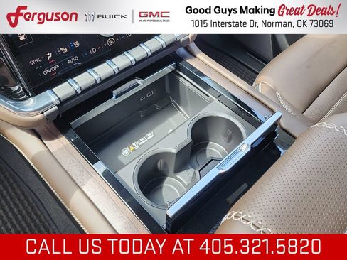 New 2026 GMC Yukon Denali Ultimate AWD/4WD image 37