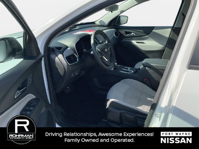 Used 2022 Chevrolet Equinox LS AWD/4WD image 10