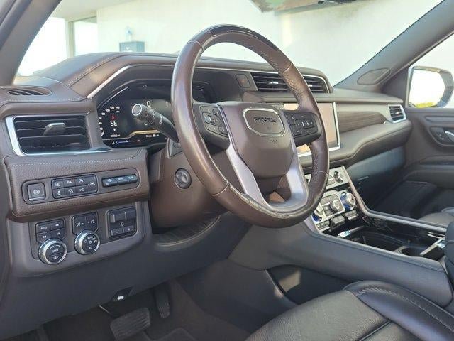 Used 2023 GMC Yukon XL Denali w/ Denali Reserve Package AWD/4WD image 7