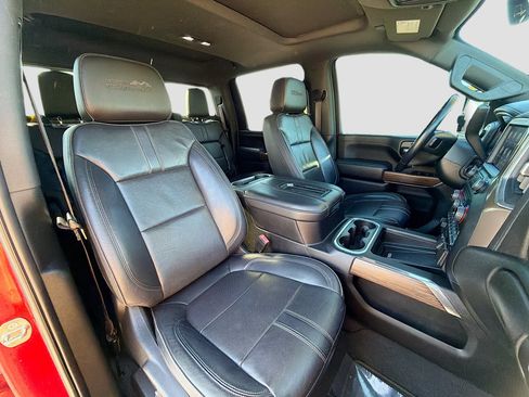 Used 2020 Chevrolet Silverado 2500 High Country w/ Z71 Off-Road Package image 14