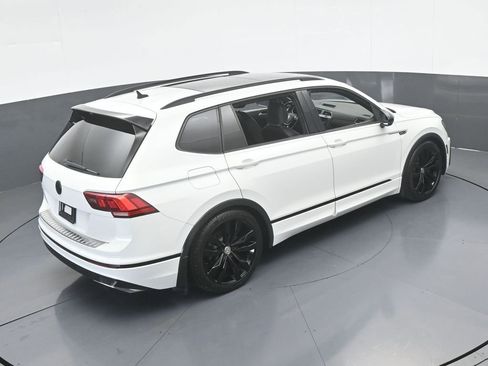Used 2020 Volkswagen Tiguan SE R-Line image 53