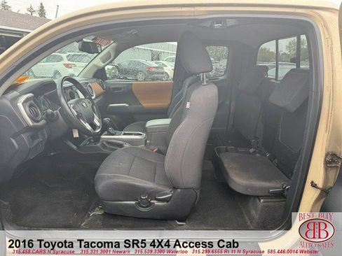 Used 2016 Toyota Tacoma SR5 image 14