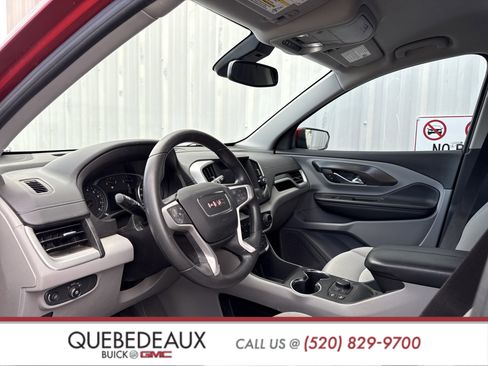 Used 2022 GMC Terrain SLE w/ Driver Convenience Package image 12