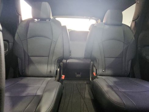 Used 2024 Buick Enclave Essence w/ Experience Buick Package image 12