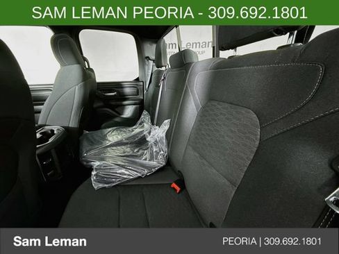 New 2026 RAM 1500 Express AWD/4WD image 22
