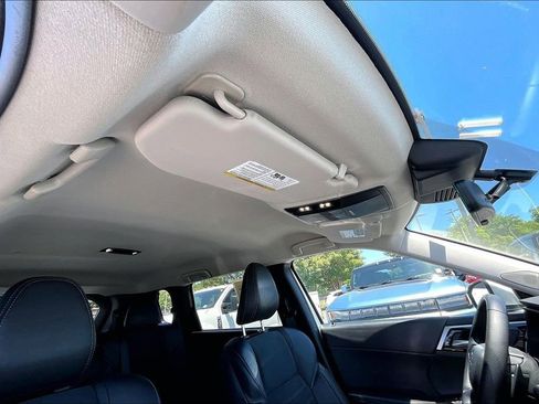 Used 2025 Mitsubishi Outlander SE AWD/4WD image 27