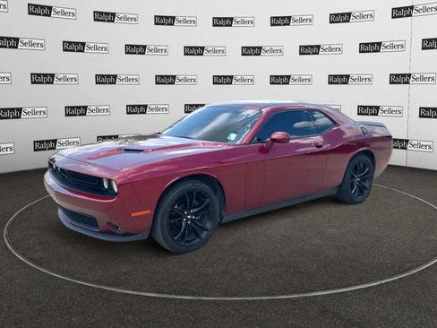 Used 2018 Dodge Challenger SXT w/ Blacktop Package RWD image 2