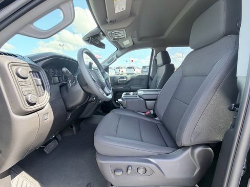 New 2026 Chevrolet Silverado 1500 Custom image 18