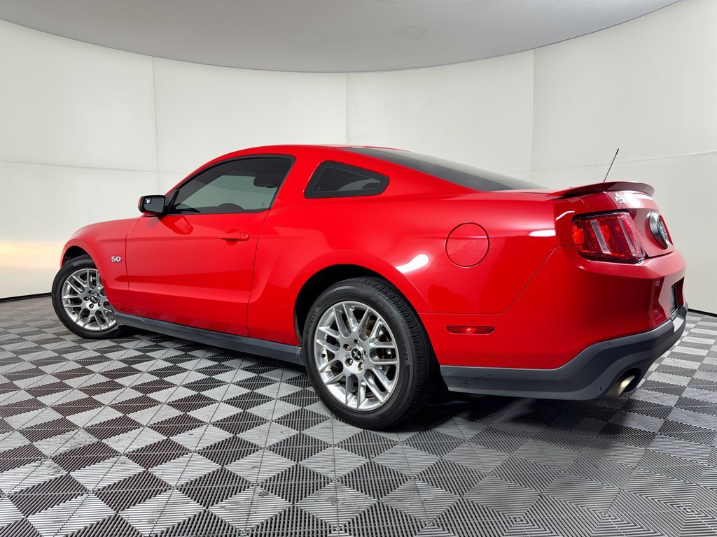 Used 2012 Ford Mustang GT Premium RWD image 3