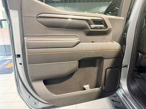 Used 2023 GMC Sierra 1500 AT4 w/ AT4 Premium Package AWD/4WD image 18
