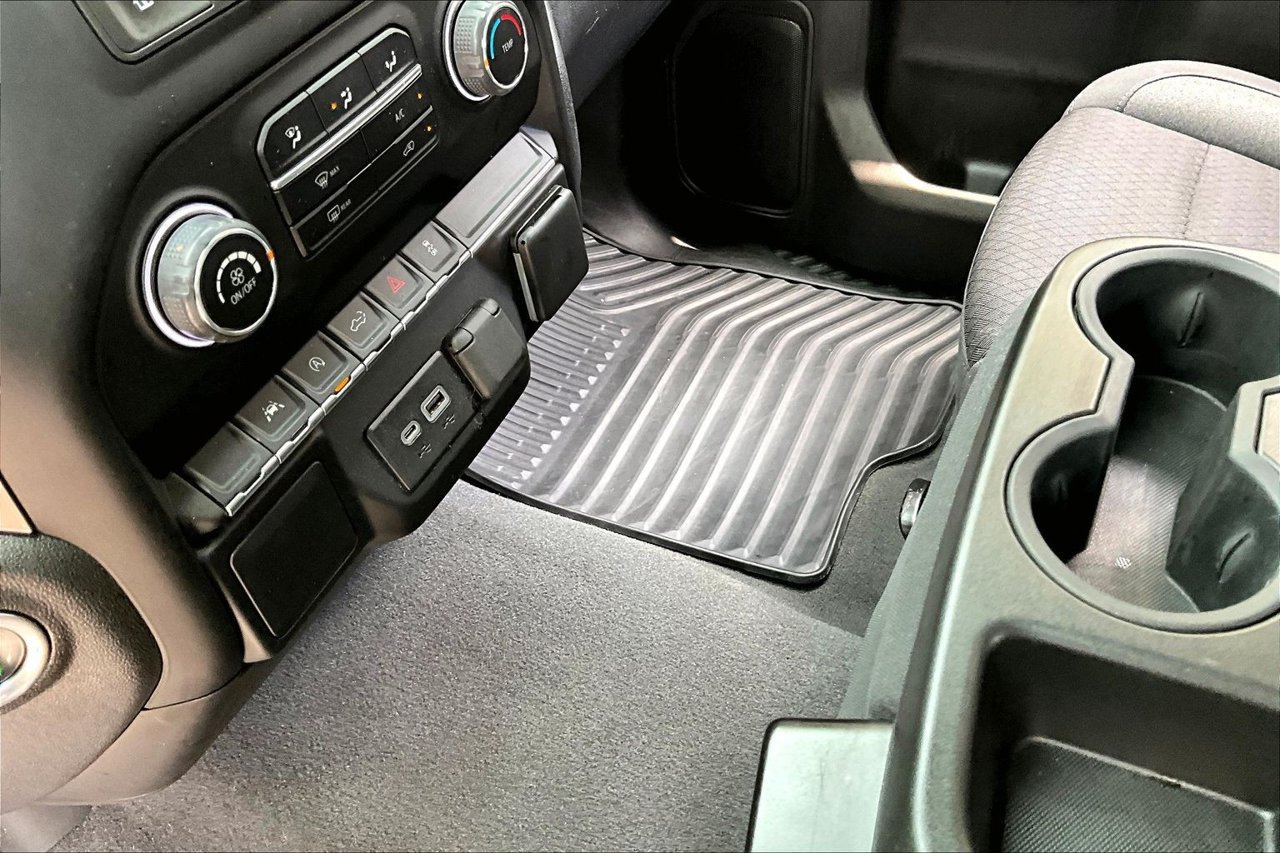 Used 2022 Chevrolet Silverado 1500 Custom AWD/4WD image 15