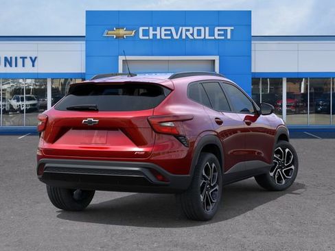 New 2026 Chevrolet Trax RS FWD image 5