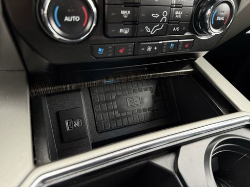 Certified 2021 Ford F250 Lariat w/ Lariat Ultimate Package image 19