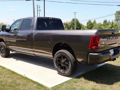 New 2025 RAM 2500 Laramie image 37