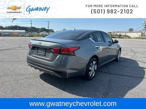 Used 2020 Nissan Altima 2.5 S FWD image 5