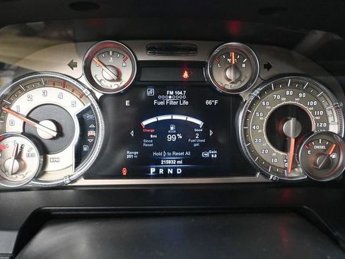 Used 2015 RAM 3500 Laramie Longhorn image 28