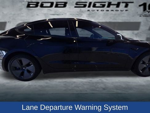 Used 2021 Tesla Model 3 Standard Range Plus image 8