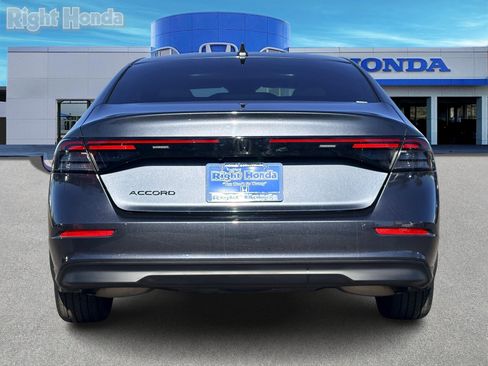 Used 2023 Honda Accord EX image 6