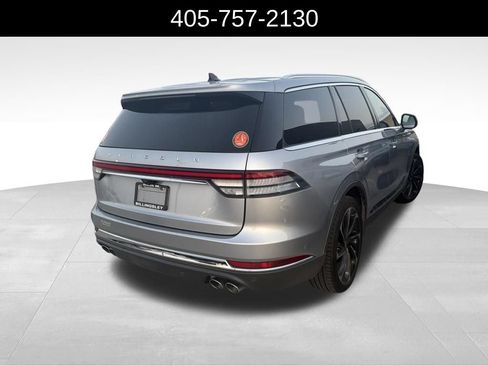 Used 2022 Lincoln Aviator Reserve w/ Equipment Group 201A AWD/4WD image 3