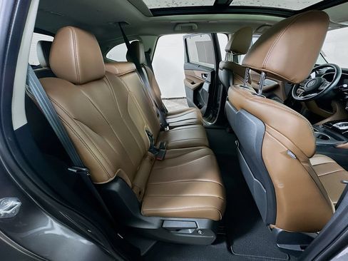 Used 2025 Acura MDX FWD w/ Technology Package image 11