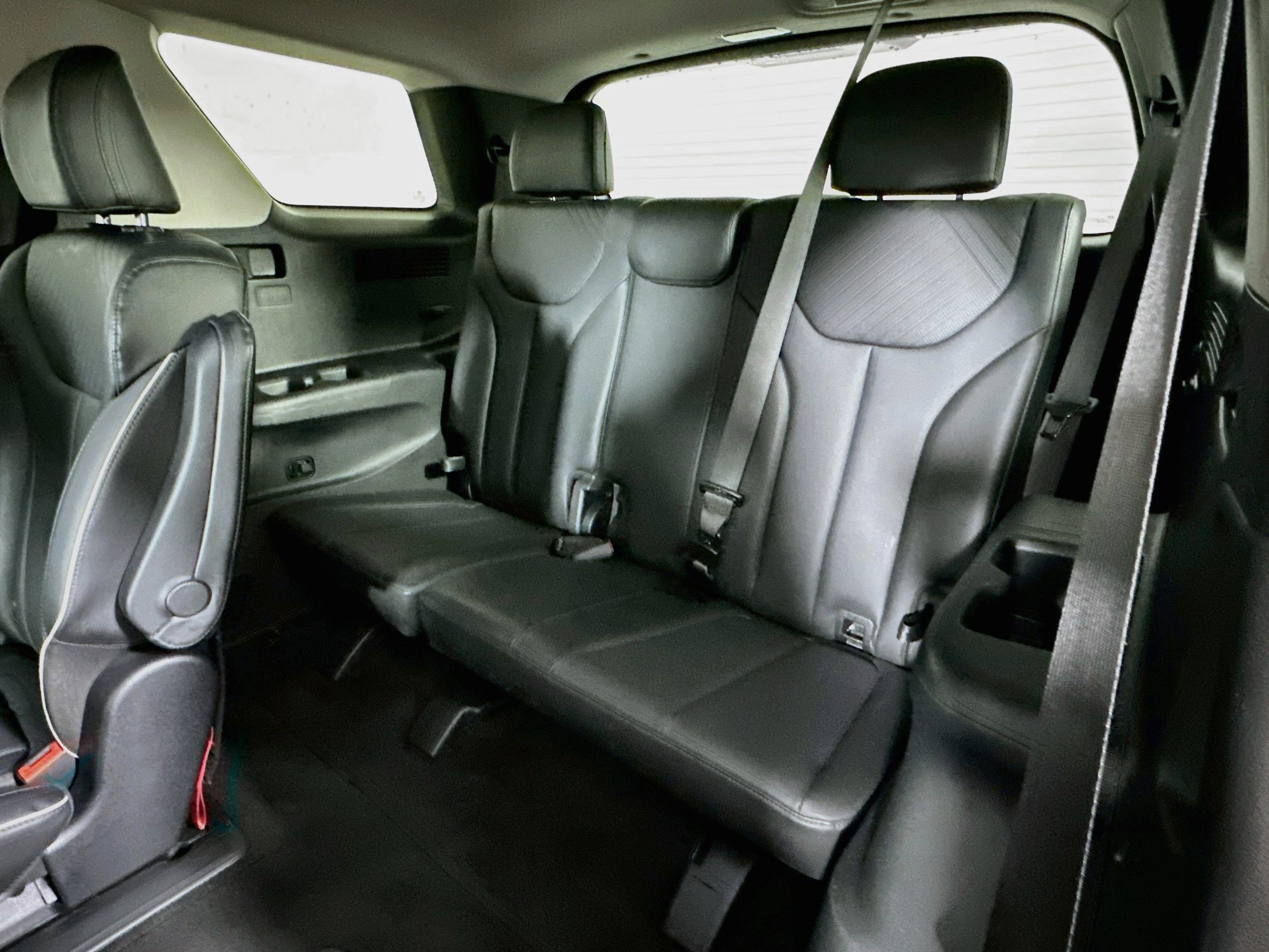 Used 2025 Hyundai Palisade SEL AWD/4WD image 29