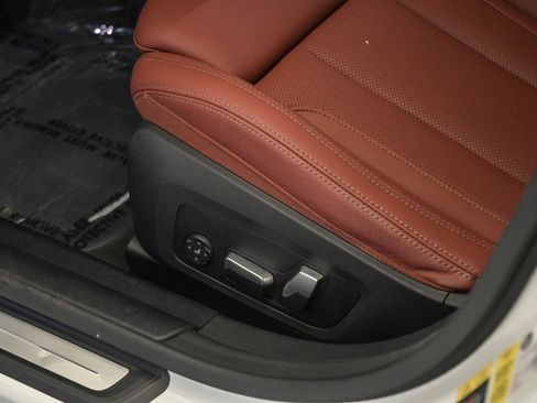 Used 2023 BMW i4 eDrive40 RWD image 22