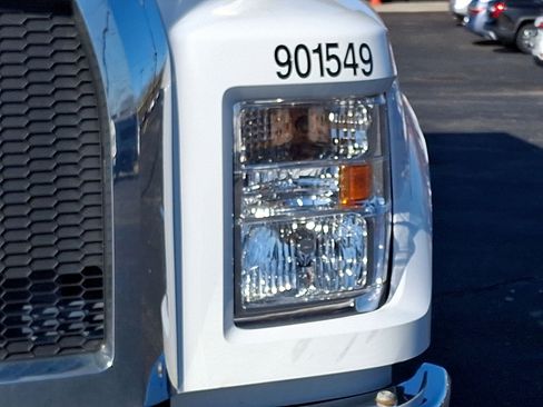 Used 2019 Ford F650 2WD Regular Cab Super Duty image 25