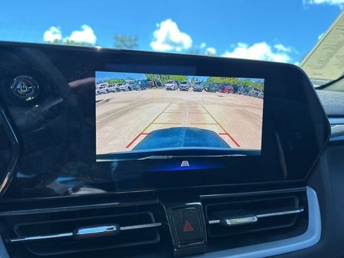 Used 2024 Chevrolet TrailBlazer LT image 44