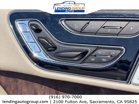 Used 2018 Lincoln Navigator L Reserve w/ Technology Package AWD/4WD image 21