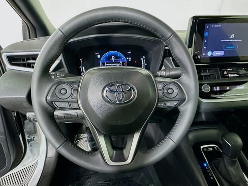 Used 2026 Toyota Corolla SE FWD image 15